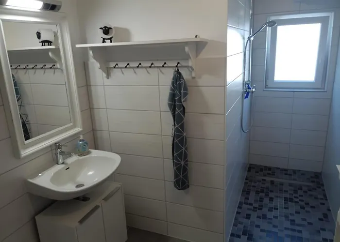 Petrine Apartman Risum-Lindholm